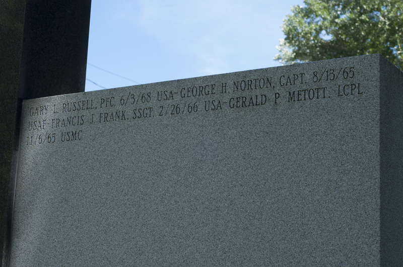Photograph of Vietnam Memorial - AO-00132-009.jpg