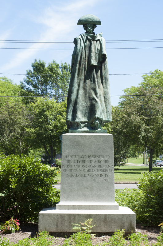 Photograph of General Pulaski Monument - AO-00068-002.jpg