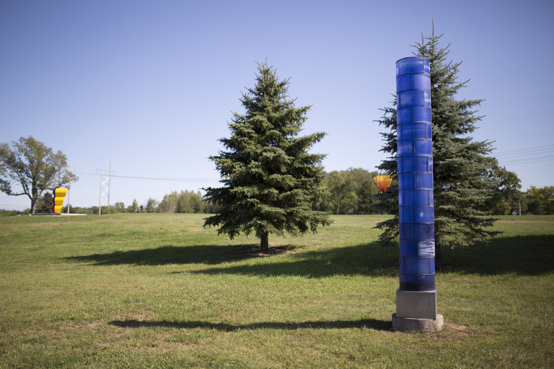 Photograph of Blue Light Column - AO-00163-013.jpg