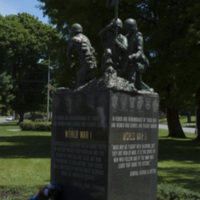 Photograph of World War I/World War II/Korean War Monument - AO-00130-002.jpg
