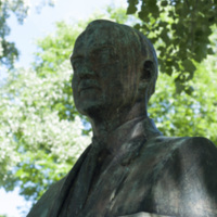 Photograph of George E. Dunham Memorial Statue - AO-00131-005.jpg